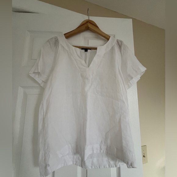 Flutter sleeve linen v-neck top, from J.Crew, #BR063, RN77388 - Picture 2 of 7